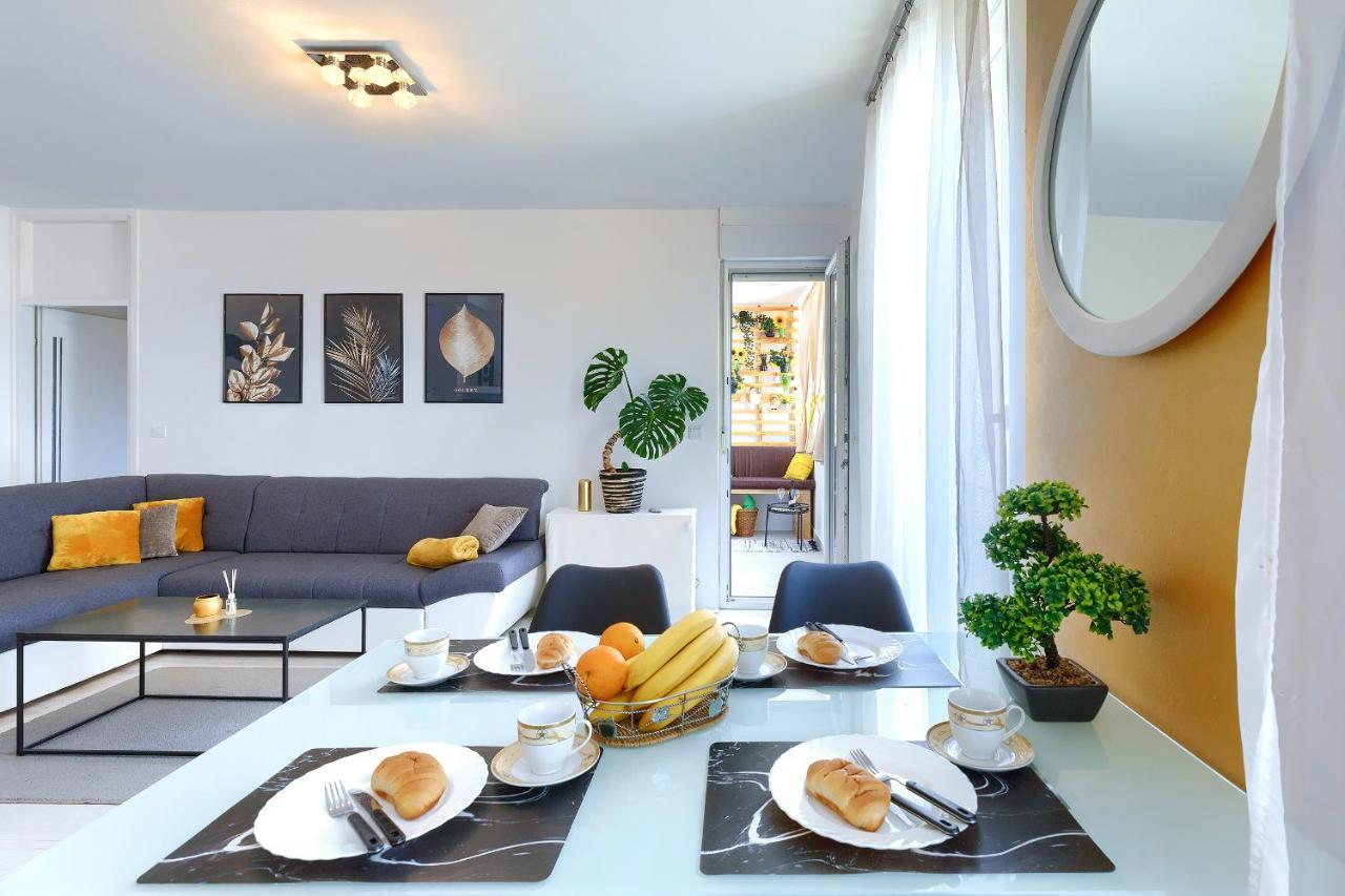 Seny Gold Apartman Póla Kültér fotó