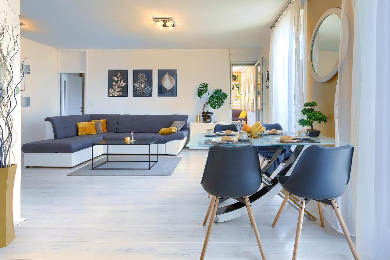 Seny Gold Apartman Póla Kültér fotó